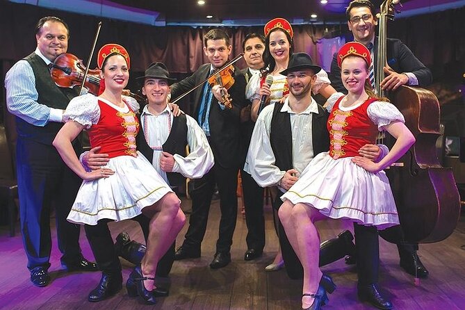 4 Course Dinner Cruise with Operetta, Folk Show and Welcome Drink - Danube dinner cruise at 7 pm: what the ticket buys you