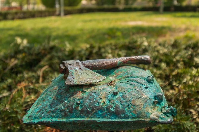 4 hours long private walking tour in Budapest - Should You Book This Tour?