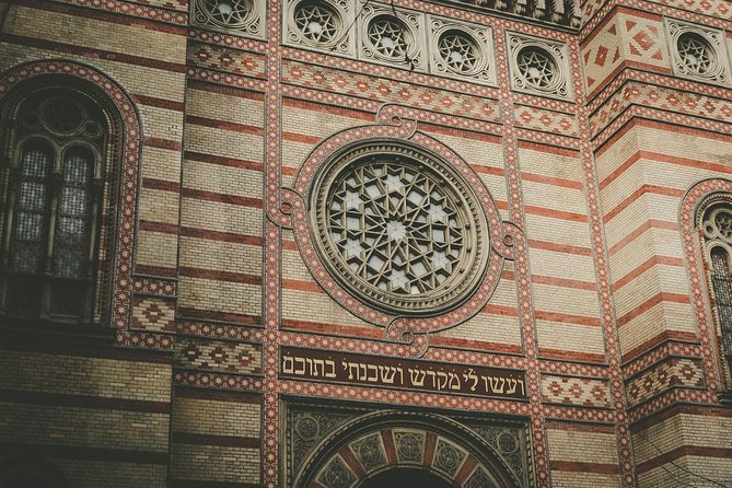 A Journey through Jewish Budapest - Walking Tour - Rumbach Street synagogue and Status Quo Ante: a term you’ll finally understand
