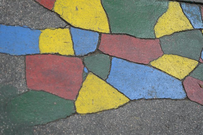 Alternative Street Art Free Walking Tour of Budapest - Price and Value: Booking Fee, Tip, and a Real Deal