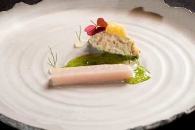 Audio visual multi-sensory chefs journey dinner experience - The 360° audio-visual show is not a gimmick here