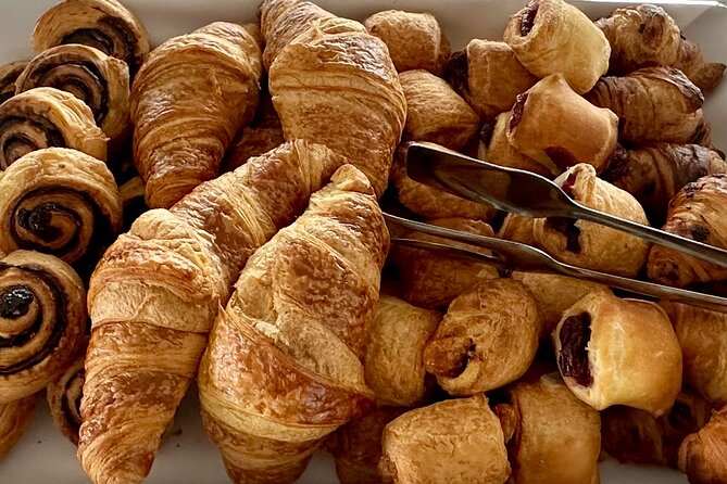 Bottomless Brunch and Cruise with Prosecco in Budapest - The Danube Sightseeing: What You’ll See and How to Enjoy It