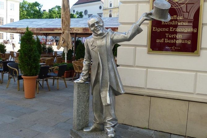 Bratislava, one day private trip from Budapest with guide! - Morning at St. Martin’s Cathedral: coronations and winged altars