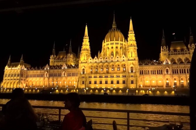 Bright Lights of Budapest Night Tour with Boat Cruise and Wine - Budapest’s Bright Lights route: why night feels different here
