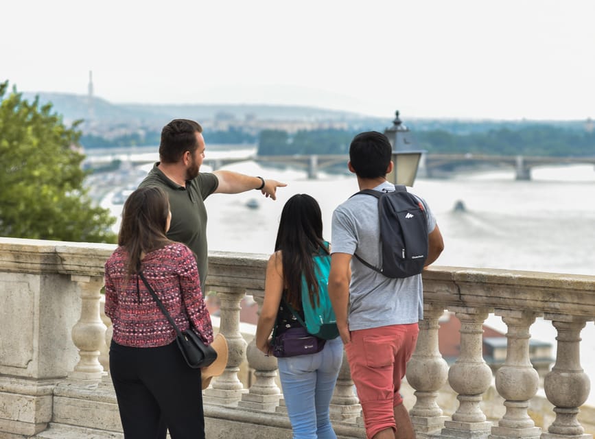 Buda Castle and Mathias Church Guided Tour - Starting at the Funicular: why this meeting point matters