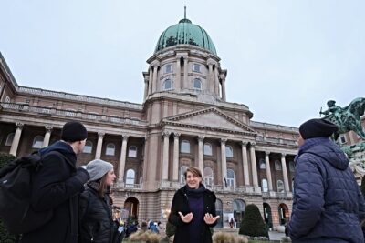 Buda Castle Walking Tour: A Kingdom of Many Nations - The setting: Castle Hill as a UNESCO storybook, minus the museum maze