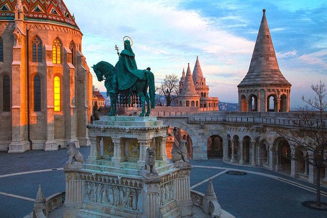 Buda Castle Walking Tour with Matthias church entry, Cake&Coffee - Who should book this (and who might not love it)