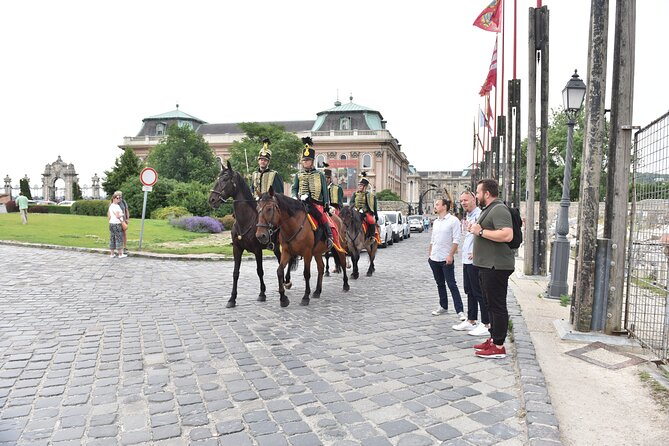 Buda Castle Walking Tour with Matthias church entry, Cake&Coffee - Guides that make history feel usable (and not like a lecture)