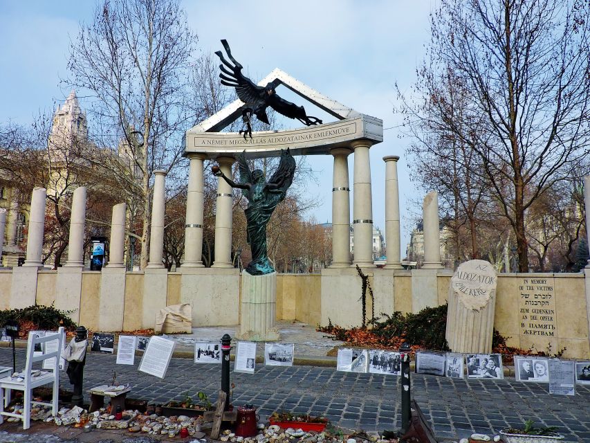 Budapest: 3-Hour Walking Tour About Communism (Small Group) - Entering Communist Budapest: why this walk feels different