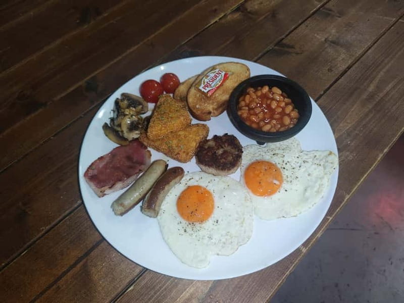 Budapest: 4-hour Bottomless Brunch w/ Cocktails & Craft Beer - Staff and service: why people call it great value and good fun