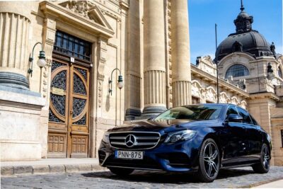 Budapest Airport - Budapest City Transfer - The Ride Itself: A/C, Wi‑Fi, Water, and Luggage Space