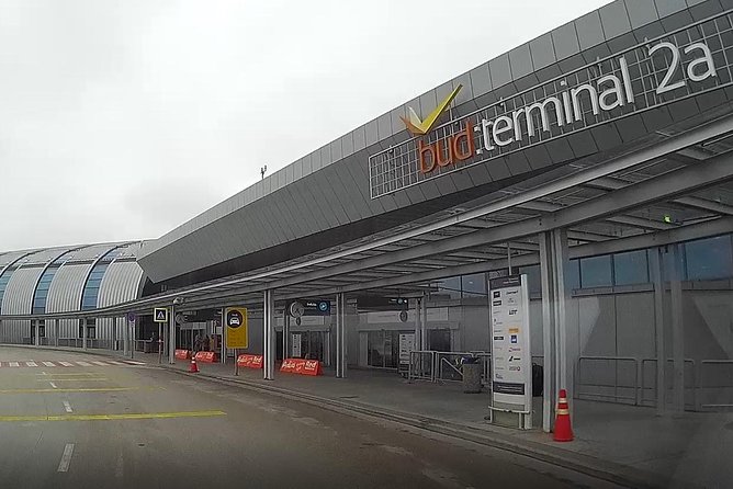 Budapest Airport Transfer - return (arrival & departure) with discount - Meet & Greet in Arrivals: Name Board and Clear First Contact
