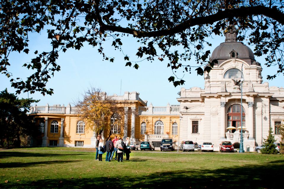 Budapest: All in One Walking Tour with Strudel House Stop - Getting Your Bearings: Starting at Andrássy út and the Opera House Area