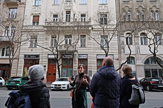 Budapest Art Nouveau Walking Tour - Stop 4: Kazinczy Street Synagogue and Art Nouveau in a sacred space