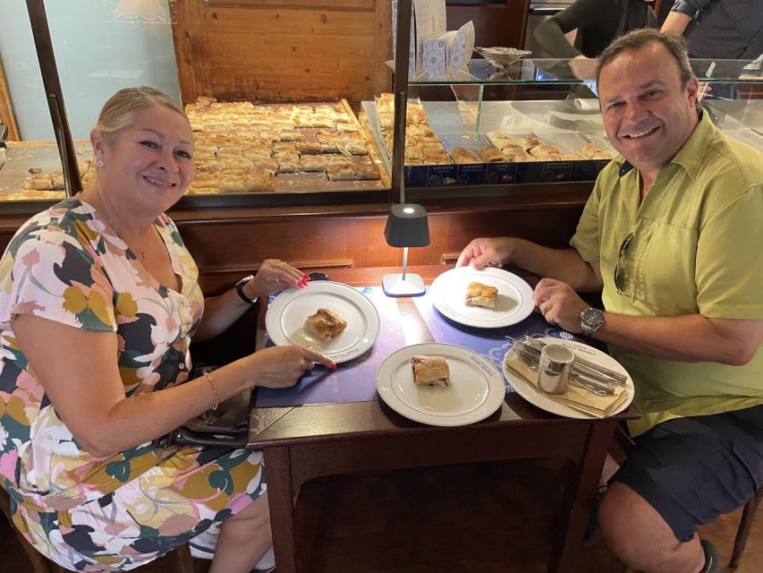Budapest Bites: A street food adventure (5 dishes included) - Who should book Budapest Bites