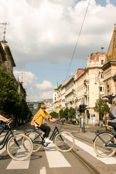 Budapest by Bike - 1 Day Bike Rental (9am-6pm) - What’s Included (Helmet, Lock, and Staff Hot Tips)
