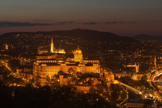 Budapest by night - private driving tour - The 3-hour plan: four stops, timed for night views