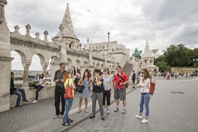 Budapest: Castle District Walk with Matthias Church Entry - Royal Palace and Presidential Palace Areas: Palaces as a Moving Map