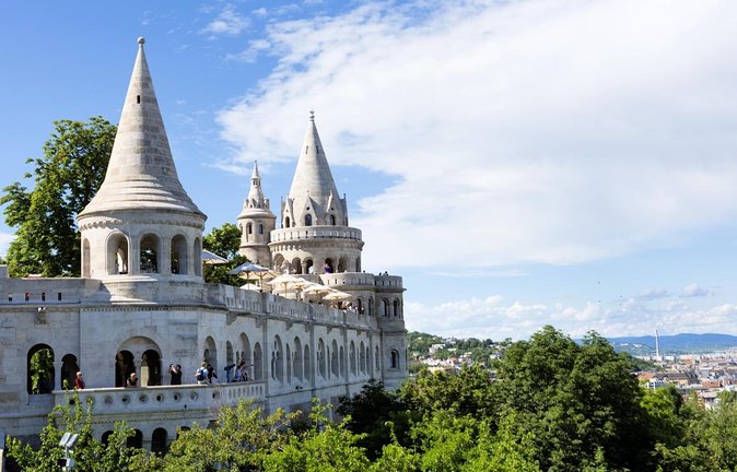 Budapest classic tour - A 3–4 hour hit list across Pest and Buda