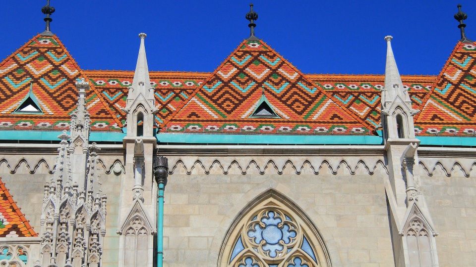 Budapest: Classical Music Concerts in Matthias Church - Matthias Church at Night: the venue that does half the work