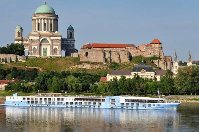 Budapest Danube Bend Private or SmallGroup Tour Lunch and Cruise - Danube Bend from Budapest: the big picture of the day