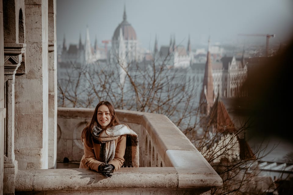 Budapest: Fast Private Photoshoot at Fisherman's Bastion - What you’ll do during the 40-minute session at the Bastion