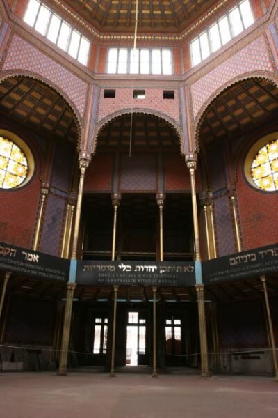 Budapest Grand Half-Day Jewish Heritage Tour - Dohány Synagogue: more than a big building