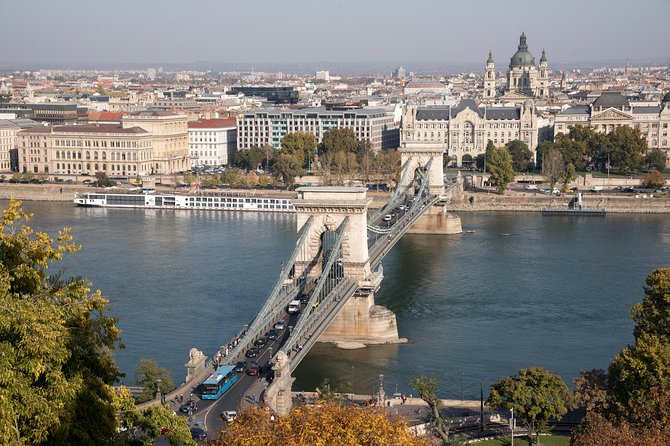 Budapest Guided City Tour and Danube Cruise Audio Guide - Heroes’ Square and Kossuth tér: history you can actually stand near