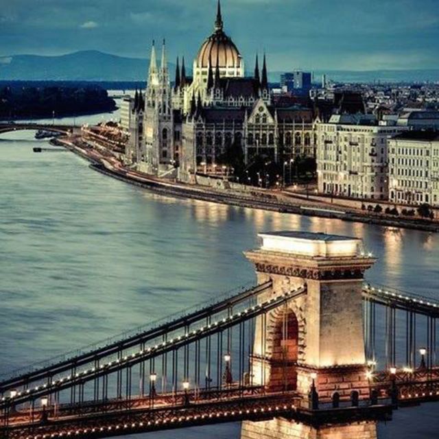 Budapest: Half-Day Highlights Small Group Private Tour - Andrássy Avenue, Heroes’ Square, and City Park’s big signals