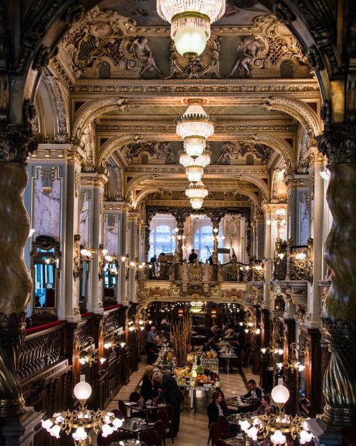 Budapest: Half-Day Highlights Small Group Private Tour - Buda Castle District: Fisherman’s Bastion and Matthias Church area