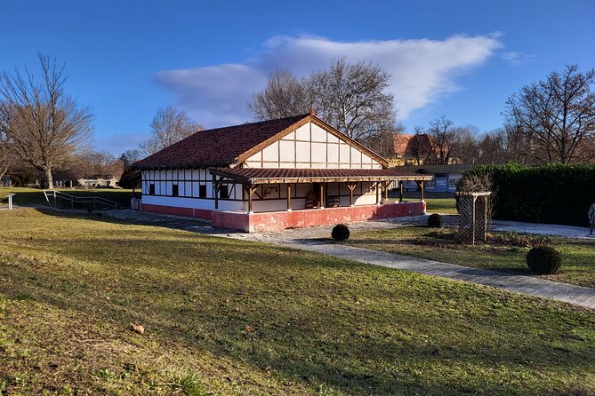 Budapest Hidden Gems - Roman Aquincum Private Tour - Stop 1: Roman military amphitheatre at Amphitheatrum