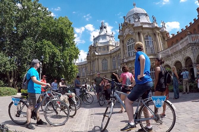 Budapest Highlights Bike Tour with a local guide - Meeting Point, Timing, and What Your Body Needs