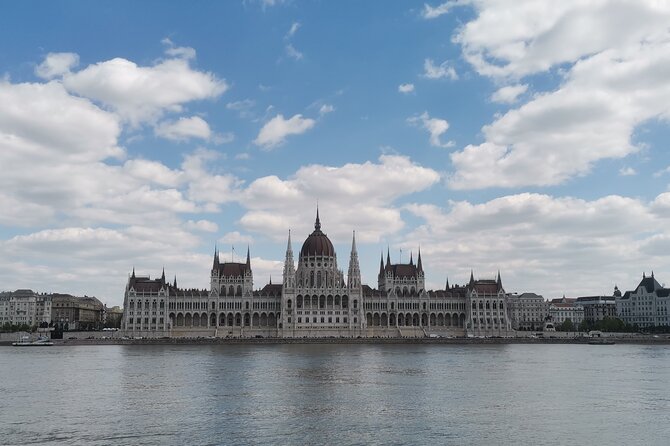 Budapest Highlights Private E-bike Tour - Andrássy Avenue to the Hungarian State Opera House