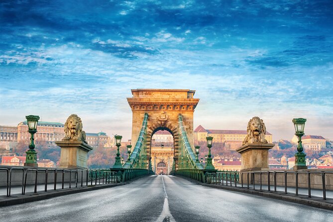Budapest Highlights Self guided scavenger hunt and Walking Tour - Liberty Statue and the Chain Bridge Lion statues