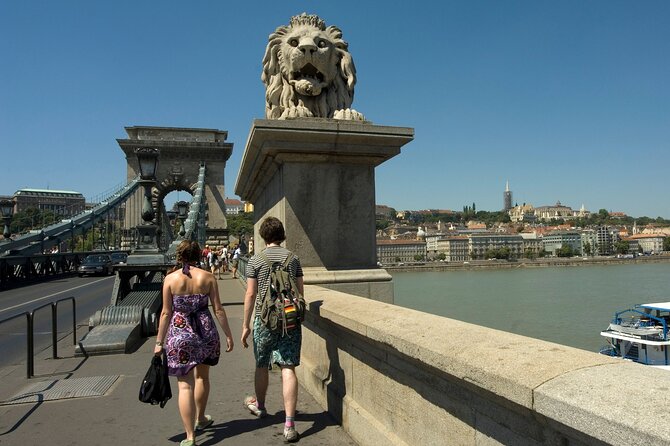 Budapest Highlights Self guided scavenger hunt and Walking Tour - Price and group value: why it can be cheap for small groups