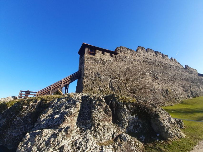 Budapest Hike to Visegrád Castle w or wo Sauna/Danube beach - Who This Trip Suits (and Who Should Skip It)
