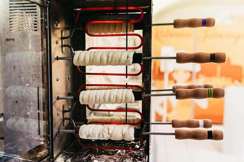 Budapest: Hungarian Chimney Cake Workshop in the City Center - What Kürtskalács really is (and why the method matters)