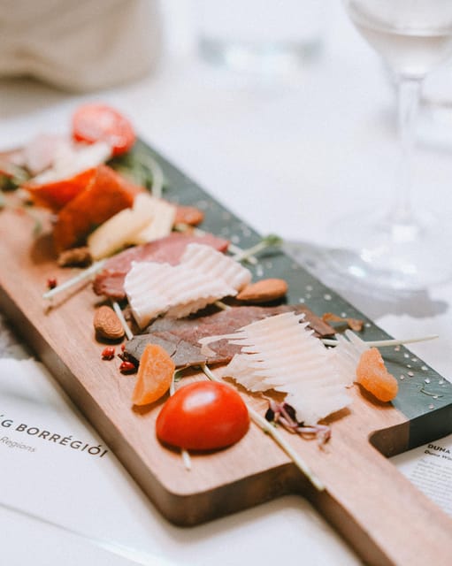 Budapest: Hungarian Gastro Cellar and Assisted Tastings - Timing in Budapest: Why the Opening Hours Matter