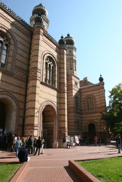Budapest: Jewish Heritage Guided Tour with Synagogue Ticket - Key highlights I think you should care about