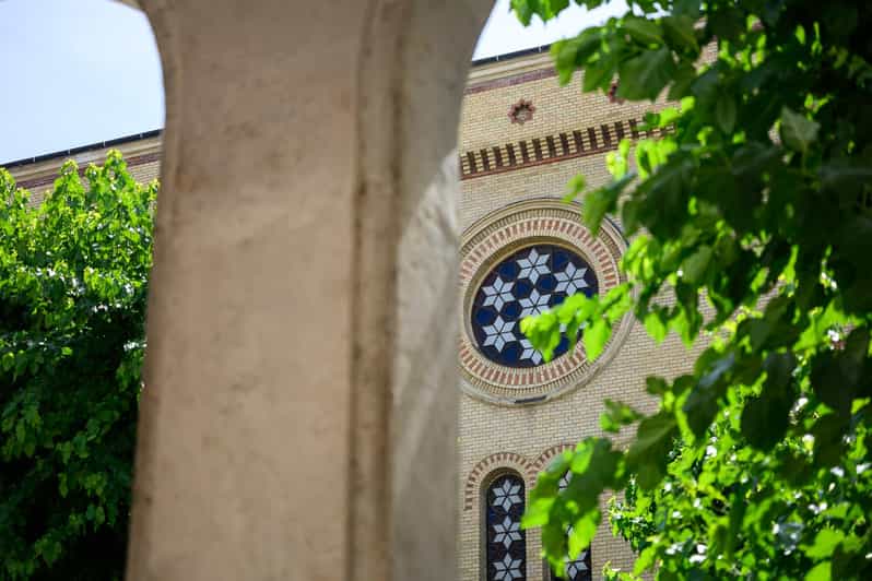 Budapest: Jewish History with Local Guide & Synagogue Ticket - Jewish Quarter Guided Segment: Learn the Neighborhood, Not Just the Buildings
