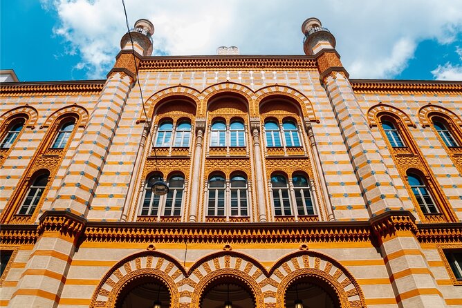 Budapest (Jewish Quarter) Scavenger Hunt and Self-Guided Tour - Stop 2: Gozsdu Udvar and the Fun-First Pace