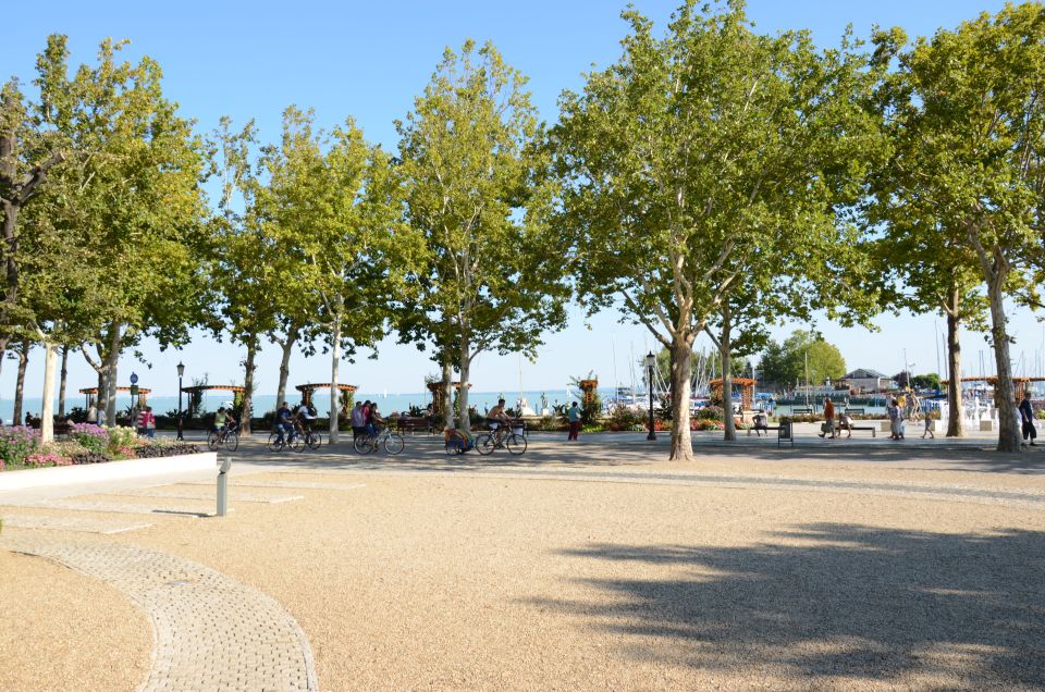 Budapest: Lake Balaton and Herend Full-Day Private Tour - Timing and Costs: What the 10-Hour Format Means for You
