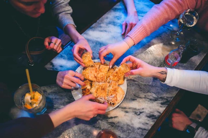 Budapest Market and Food Tasting Tour with a Local Guide - Lángos and Bar Snacks: The Street-Food Moment