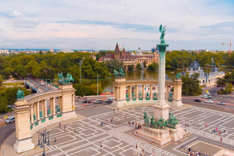 Budapest Old Town and Top Attractions Private Walking Tour - St. Stephen’s Basilica: a major religious landmark and why the name matters