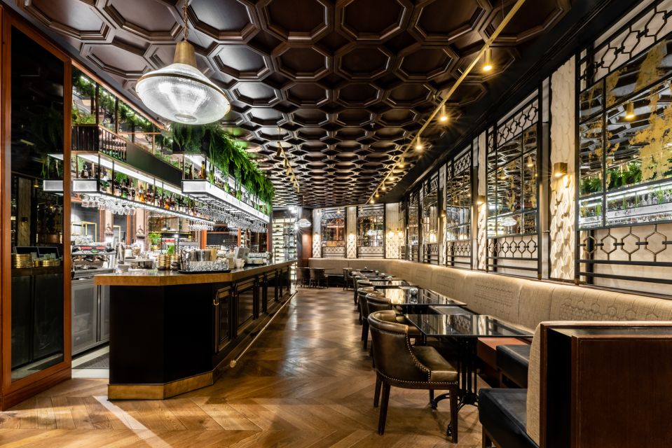 Budapest: Párisi Passage Restaurant 3-Course Menu - Price and Value at $193 per Person: Worth It, But Read This First
