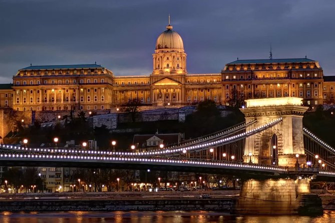 Budapest Parliament Audio Guide Tour with Danube Cruise - How this timed combo works: Parliament then a Danube night cruise