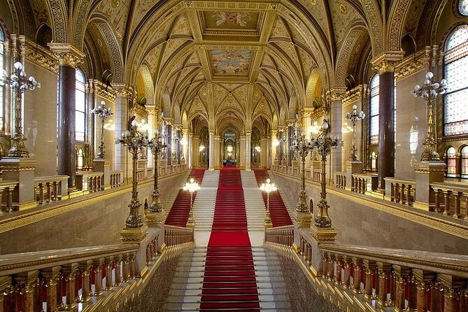 Budapest Parliament Audio Guide Tour with Danube Cruise - Parliament Museum outside: a quick win before you head back out