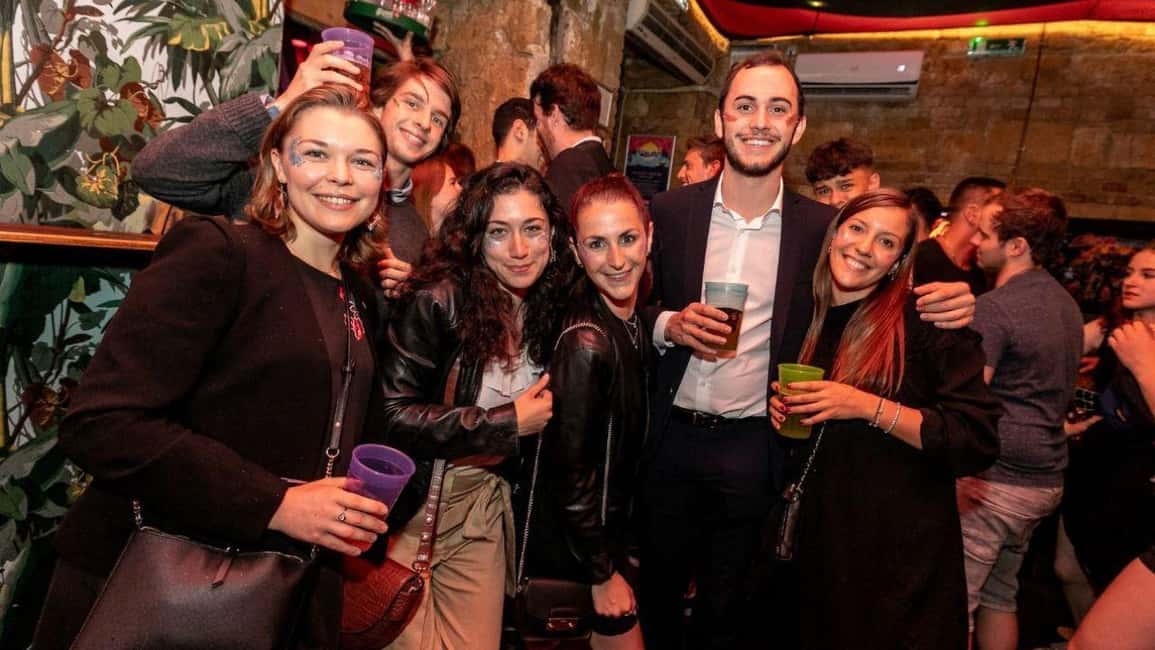 Budapest: Party District Bar-Hop with 2hr Unlimited Drinks - Price and value: where $17 (and included drinks) can make sense