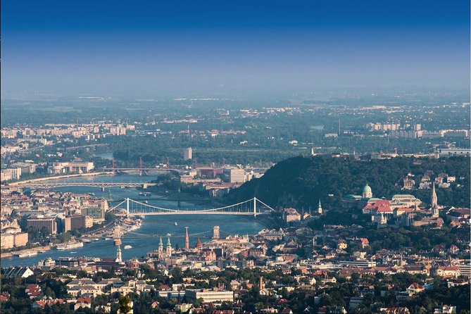 Budapest Photo Walks - Stop 4: Batthyány Square and the Parliament classic view