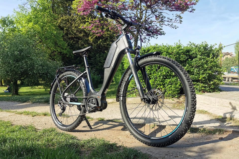 Budapest: Premium E-Bike Rental - The meeting point rules that affect your day